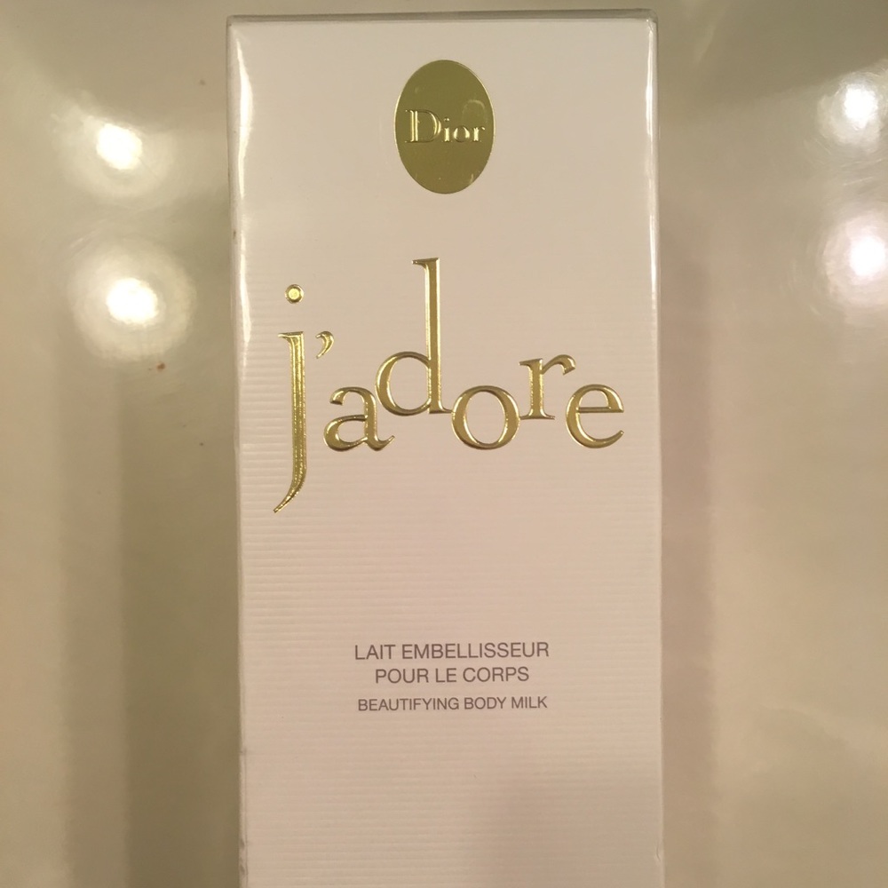 Dior J’adore beautifying body milk
